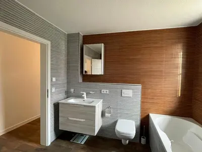 Ein Badezimmer in der Unterkunft Holiday Home in Linum mit Garten- Terrasse und Grill by Interhome