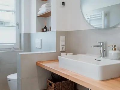 Ein Badezimmer in der Unterkunft Holiday Home Spreewaldhaus am Landgut - Das Haupthaus by Interhome