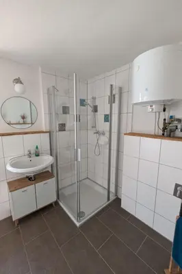 Ein Badezimmer in der Unterkunft Holiday Home in Berkenlatten mit Großer Terrasse by Interhome