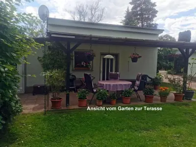 Ein Garten an der Unterkunft Holiday Home in Müggelheim mit eigener Terrasse by Interhome