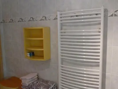 Ein Badezimmer in der Unterkunft Apartment Am Marsfeld by Interhome