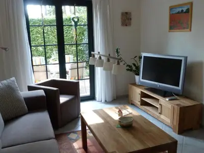 TV/Unterhaltungsangebot in der Unterkunft Apartment Am Marsfeld by Interhome