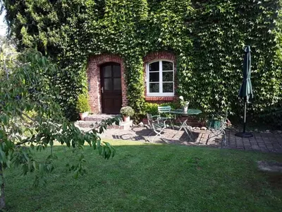Ein Garten an der Unterkunft Apartment Marie-Luise by Interhome