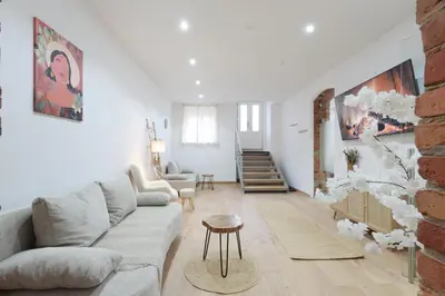 Ein Sitzbereich in der Unterkunft DR Apartments Alexanderplatz