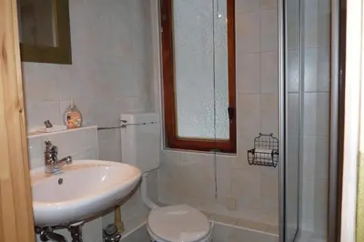 Ein Badezimmer in der Unterkunft Ferienhaus beim Stechlinsee
