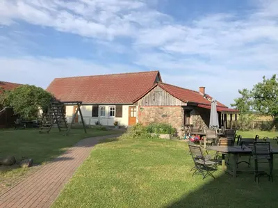 Ein Garten an der Unterkunft Kutscherwohnung im Arbeiterhaus – urigste Ferienwohnung