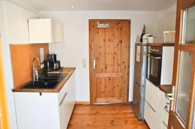 Küche/Küchenzeile in der Unterkunft Kutscherwohnung im Arbeiterhaus – urigste Ferienwohnung