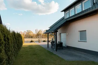 Das Gebäude in dem sich die Ferienwohnung befindet