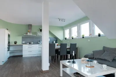 Küche/Küchenzeile in der Unterkunft 4-Raum-Apartment - Disney Plus WLAN Parkplatz