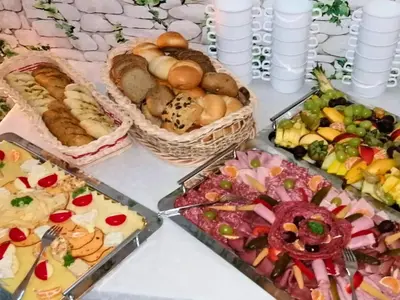 Essen in der Ferienwohnung oder in der Nähe