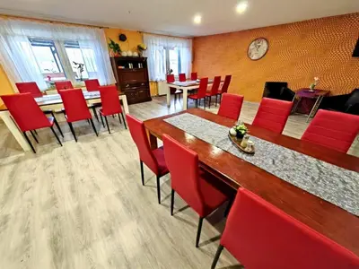 Ein Sitzbereich in der Unterkunft Family-Friendly Guesthouse in the Oderbruch