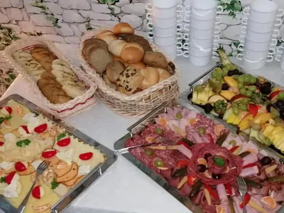 Essen in der Ferienwohnung oder in der Nähe