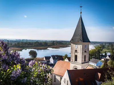 Blick auf einen Fluss in der Nähe der Ferienwohnung