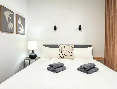 Ein Bett oder Betten in einem Zimmer der Unterkunft Katzbach - Design Flats with Self Check-In