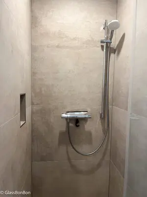 Ein Badezimmer in der Unterkunft Altstadtflair Modernes Studio mit Gartenblick