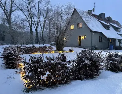Auszeit Haus am See im Winter