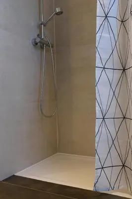 Ein Badezimmer in der Unterkunft Schickes 2 Zimmerapartment ruhig und zentral in Berlin Mitte
