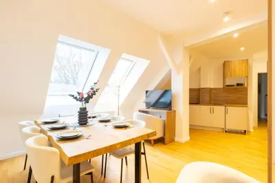 Küche/Küchenzeile in der Unterkunft Modern Kudamm Luxury Home with 2 kitches