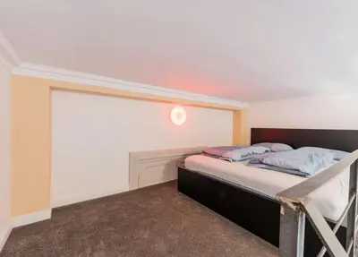 Ein Bett oder Betten in einem Zimmer der Unterkunft Beautiful City Apartment Charlottenburg Berlin