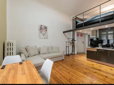 Küche/Küchenzeile in der Unterkunft Wonderful Flat in Central Berlin Charlottenburg