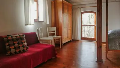 Grundriss der Unterkunft Maisonette With Wood Stove And Natural Garden