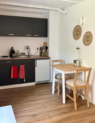 Küche/Küchenzeile in der Unterkunft Ferienwohnung Oranienburg