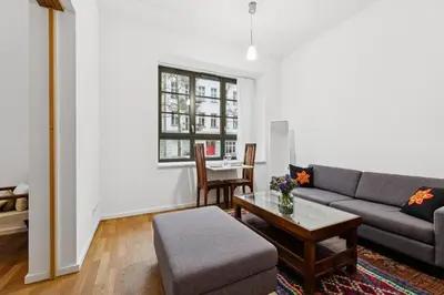Ein Sitzbereich in der Unterkunft Arbio I 1Bedroom with Piano Prenzlauer Berg Berlin