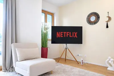 TV/Unterhaltungsangebot in der Unterkunft Luxus Apartment am Ku'damm - 3 Zimmer