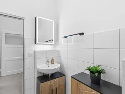 Ein Badezimmer in der Unterkunft VYLD Vault Berlin - Nähe Spree, Großzügig & Ruhig