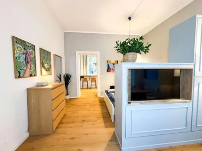 TV/Unterhaltungsangebot in der Unterkunft Cozy and compact in the center of Pberg