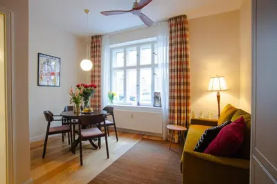 Ein Sitzbereich in der Unterkunft Luxusapartment am Rosenthaler Platz - AP1
