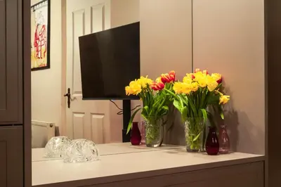 TV/Unterhaltungsangebot in der Unterkunft High-End Suite direkt am Rosenthaler Platz - AP3
