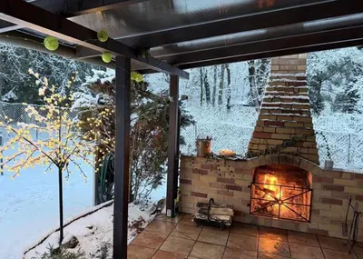 Häuschen am Vielitzsee mit großem Garten im Winter