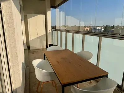 Ein Balkon oder eine Terrasse in der Unterkunft Central Berlin Ku'damm Apartment