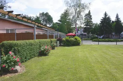 Ein Garten an der Unterkunft Märkisches Gildehaus Tagungs-und Congreßhotel des Handwerks GmbH