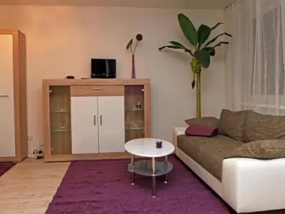 TV/Unterhaltungsangebot in der Unterkunft Apartment Möblierte Wohnung in Lichtenrade by Interhome