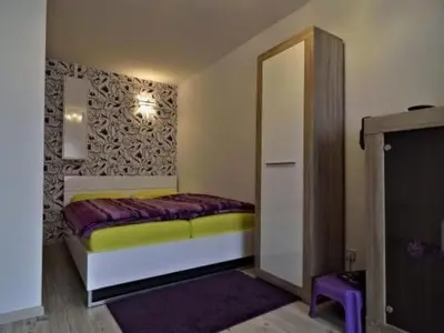 Ein Bett oder Betten in einem Zimmer der Unterkunft Apartment Möblierte Wohnung in Lichtenrade by Interhome