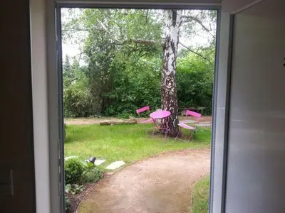 Ein Garten an der Unterkunft Apartment Moderne Maisonette-Wohnung mit Terrasse by Interhome
