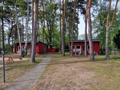 Das Gebäude in dem sich das Ferienhaus befindet