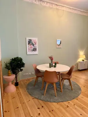 Ein Sitzbereich in der Unterkunft Cute Flat in Prenzlauer Berg