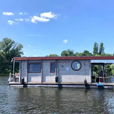 Apartment Hausboot NautikHus by Interhome