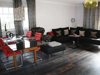 Ein Sitzbereich in der Unterkunft Apartment Appartement Nr-10 by Interhome