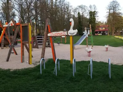 Ein Kinderspielbereich in der Unterkunft Apartment Appartement Nr-7 by Interhome