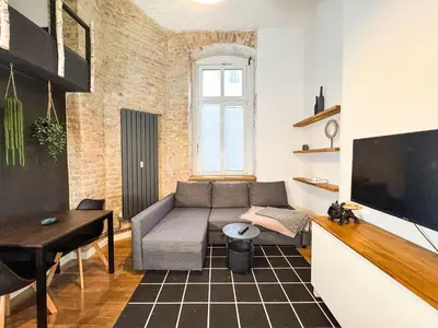 TV/Unterhaltungsangebot in der Unterkunft Cozy Studio for 4 on Prenzlauer Allee