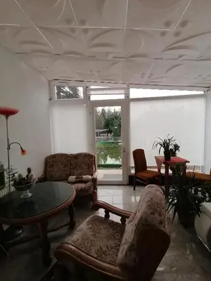 Ein Sitzbereich in der Unterkunft Kleines Haus im Oderbruch
