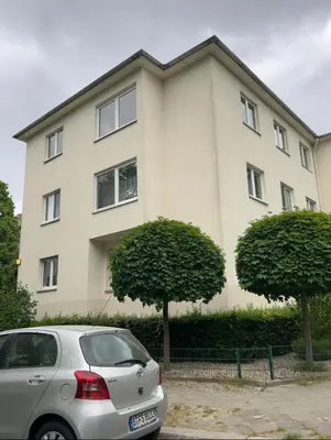 Das Gebäude in dem sich die Ferienwohnung befindet