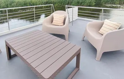 Ein Balkon oder eine Terrasse in der Unterkunft 1 Bedroom Stunning Ship In Havelsee Ot Kützkow