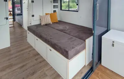 Ein Bett oder Betten in einem Zimmer der Unterkunft 1 Bedroom Stunning Ship In Havelsee Ot Kützkow