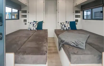 Ein Bett oder Betten in einem Zimmer der Unterkunft 1 Bedroom Beautiful Ship In Havelsee Ot Kützkow