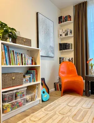 Die Bibliothek in der Ferienwohnung
